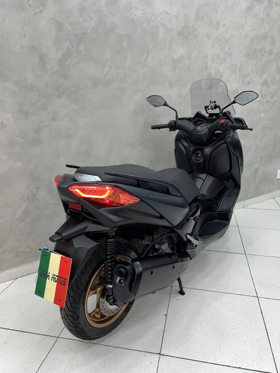 X Max 250  - Foto 5