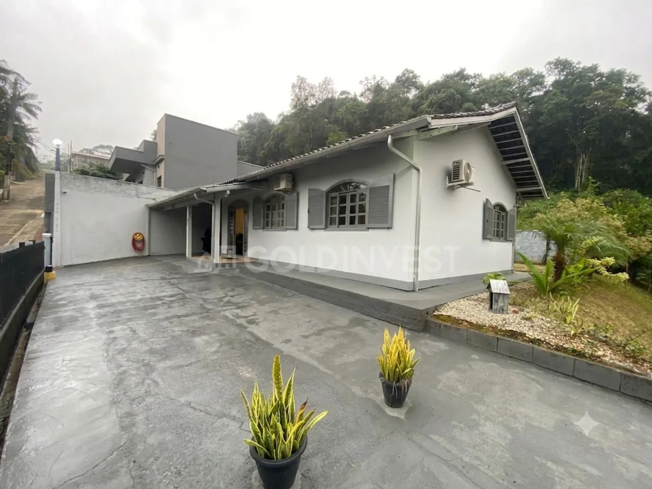 Casa mobiliada com 3 quartos no Bairro Bateas-Brusque!! - Foto 2