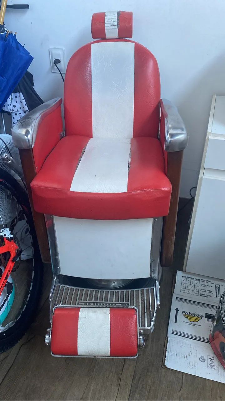 Vende-se cadeira de barbeiro - Foto 3