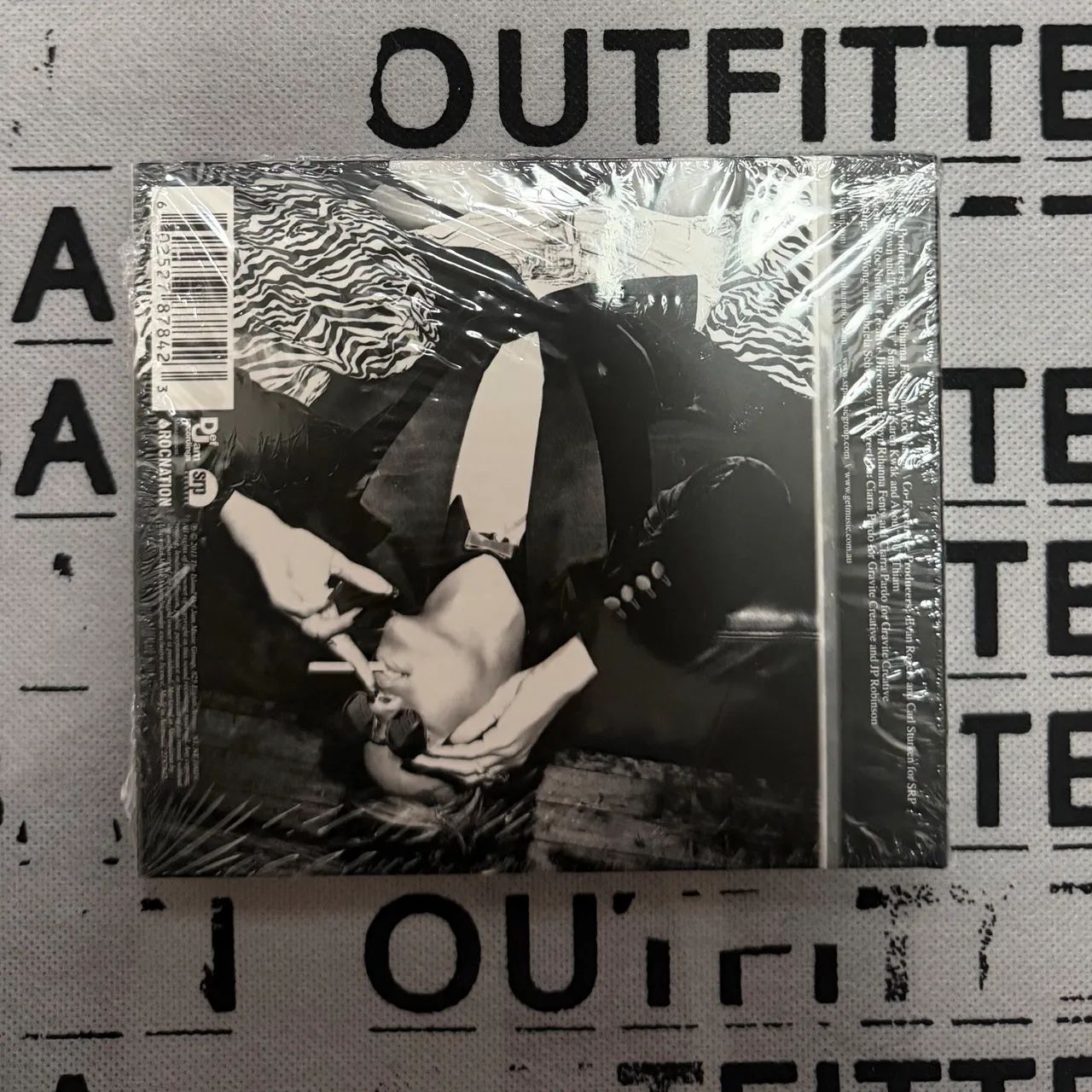 Rihanna - Talk that Talk (LACRADO) Importado Deluxe - Foto 2