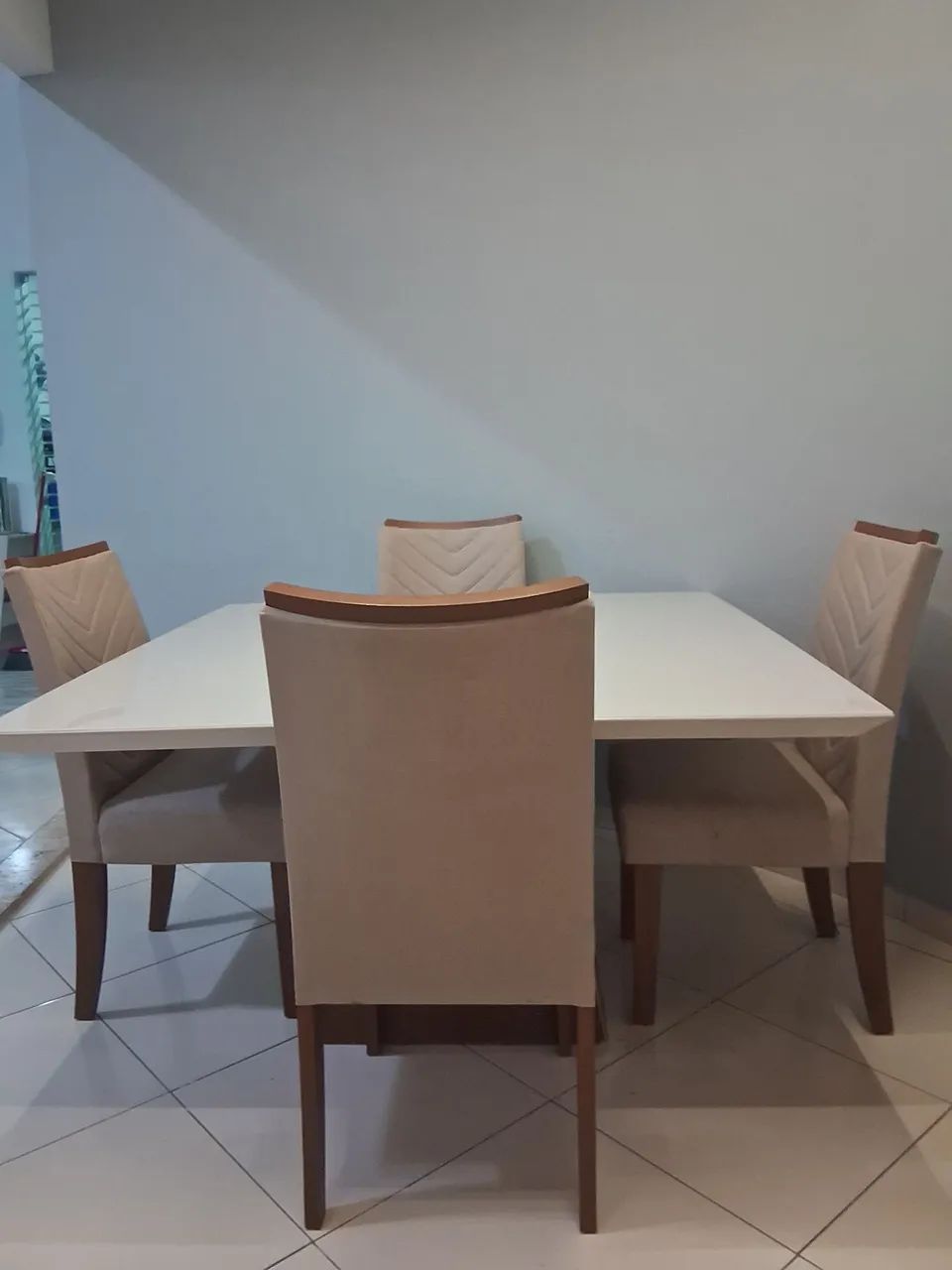 Mesa de jantar com 4 cadeiras - Foto 4