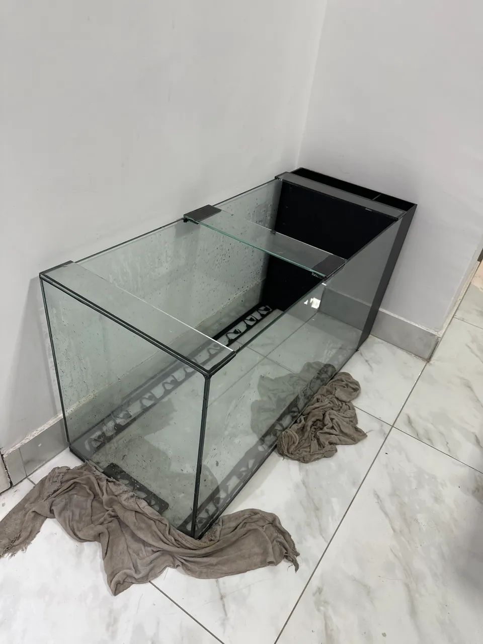 200L Aquarium Leaking – For Reuse