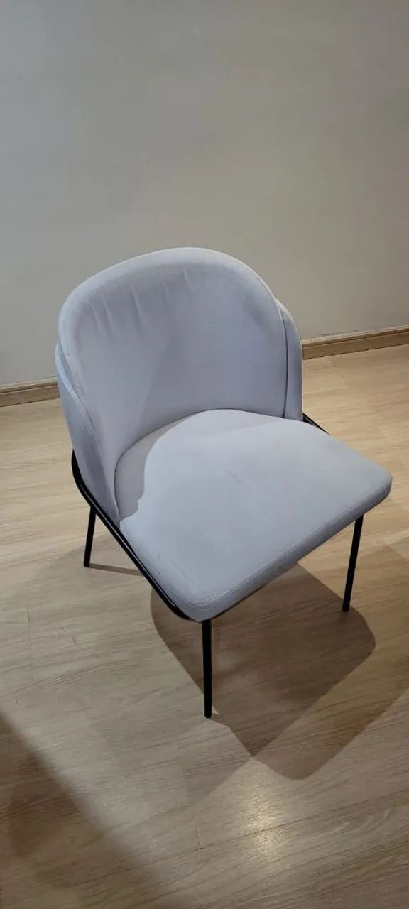 Vendo 4 cadeiras, semi novas  - Foto 5