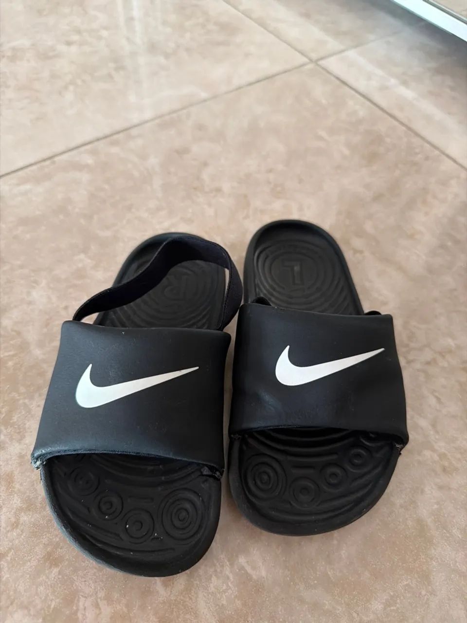 Sandália Nike 