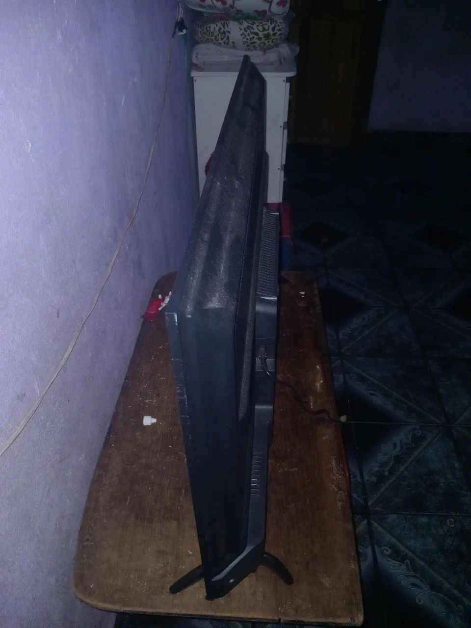 Vende-se uma tv smart 43 polegadas 