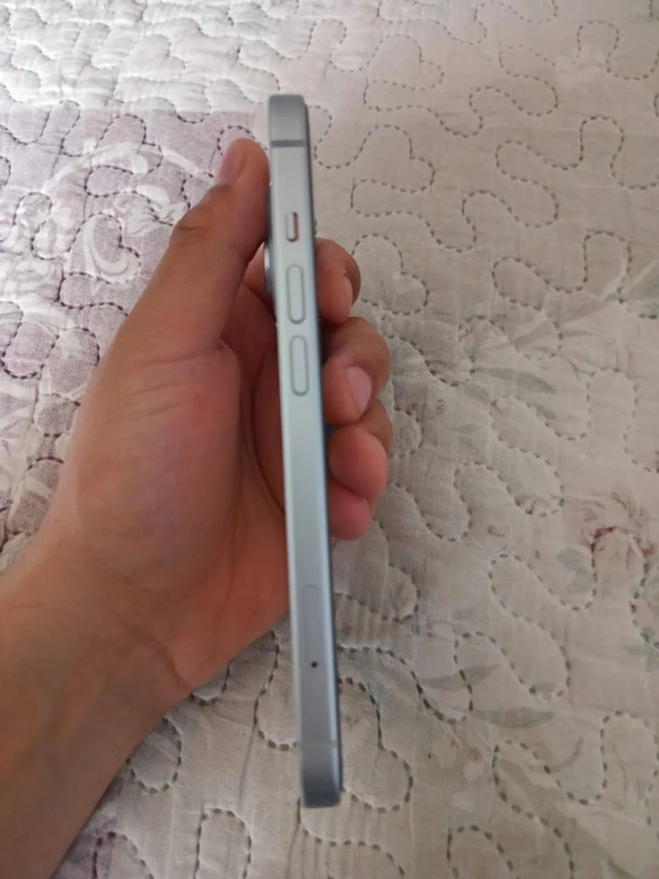 iPhone 15  128 Azul - Foto 4