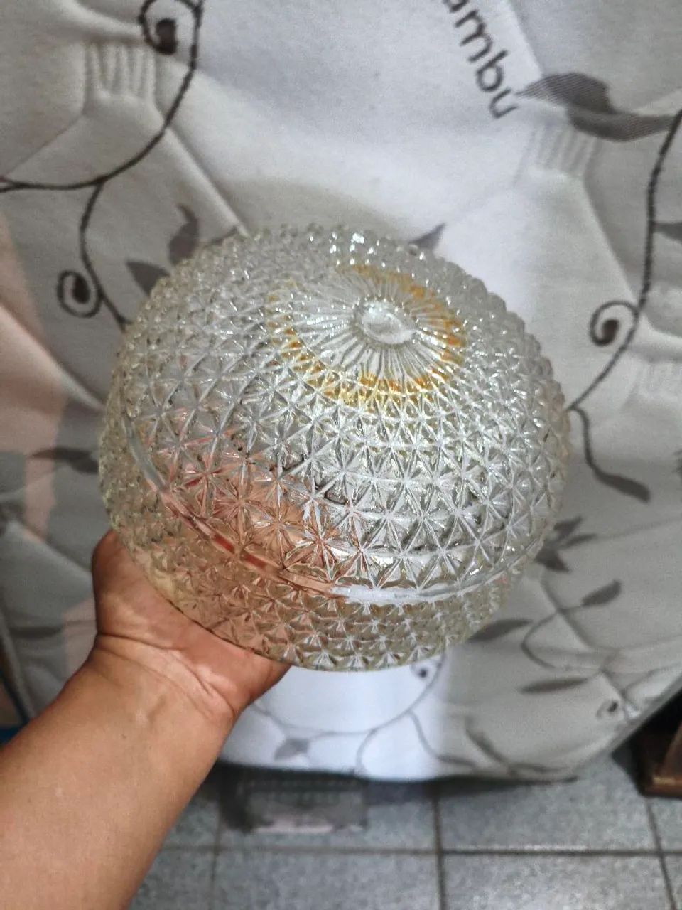 Globo de vidro usado 