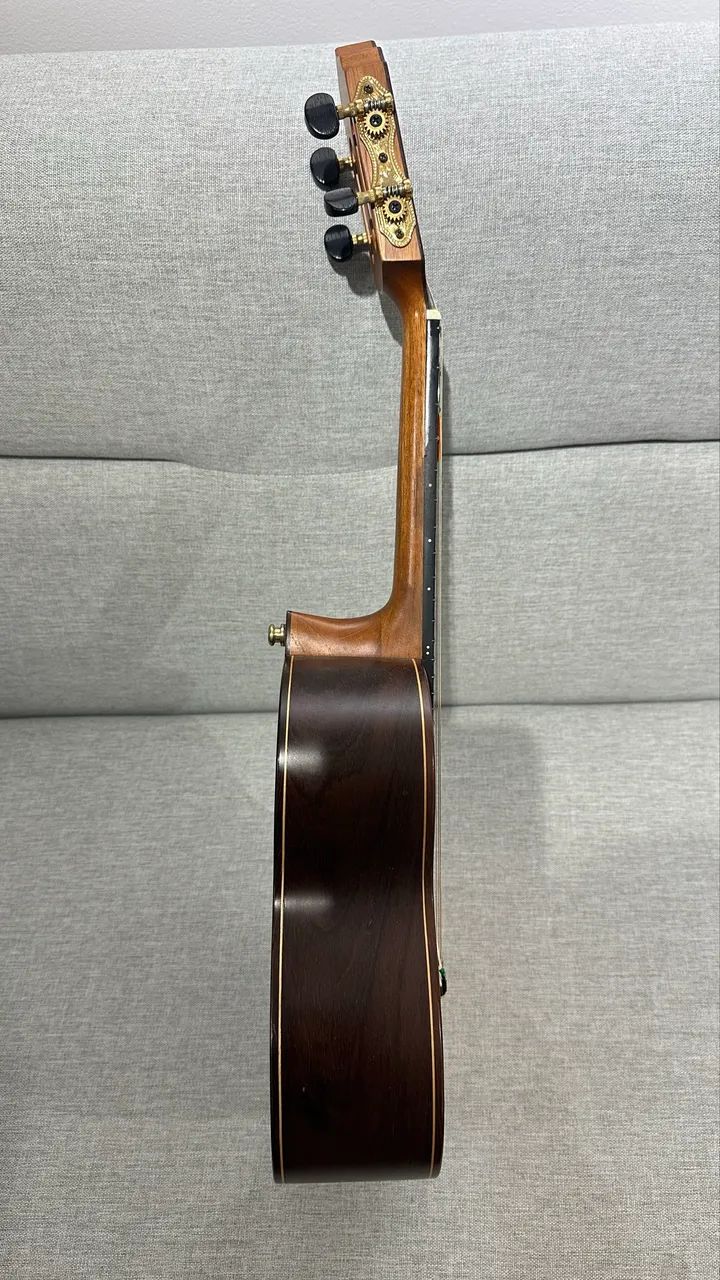 Cavaquinho de Jacarandá Luthier Bruno Balbino com case - Foto 4