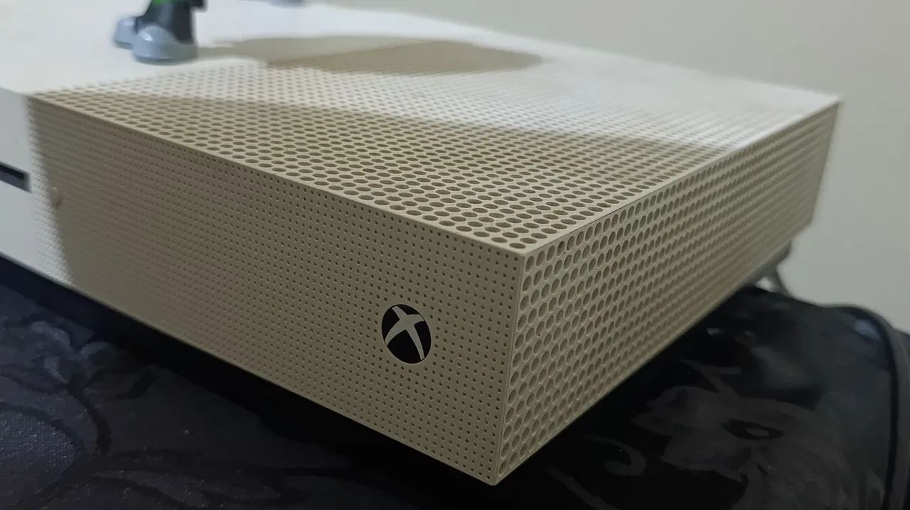 Xbox One S + 17 Jogos e 2 controles (Leia Descrição) - Foto 3