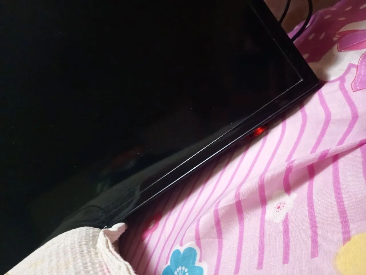 Tv Samsung 32 polegadas nova com problema de imagem  - Foto 4
