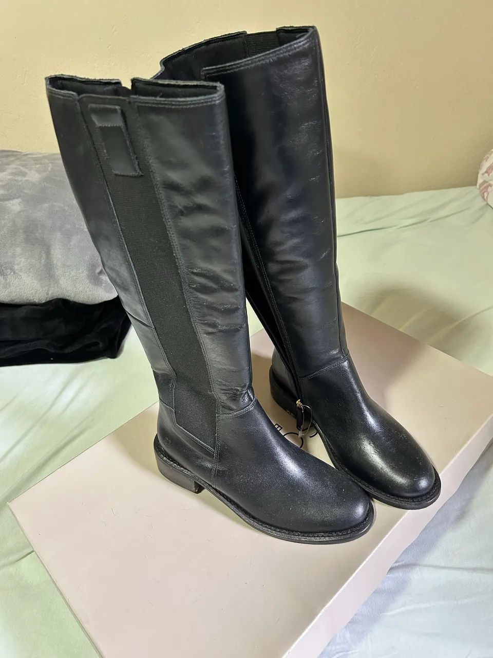 Bota de couro - solis Brasil - nova