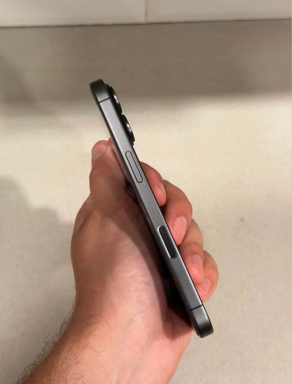 iPhone 17