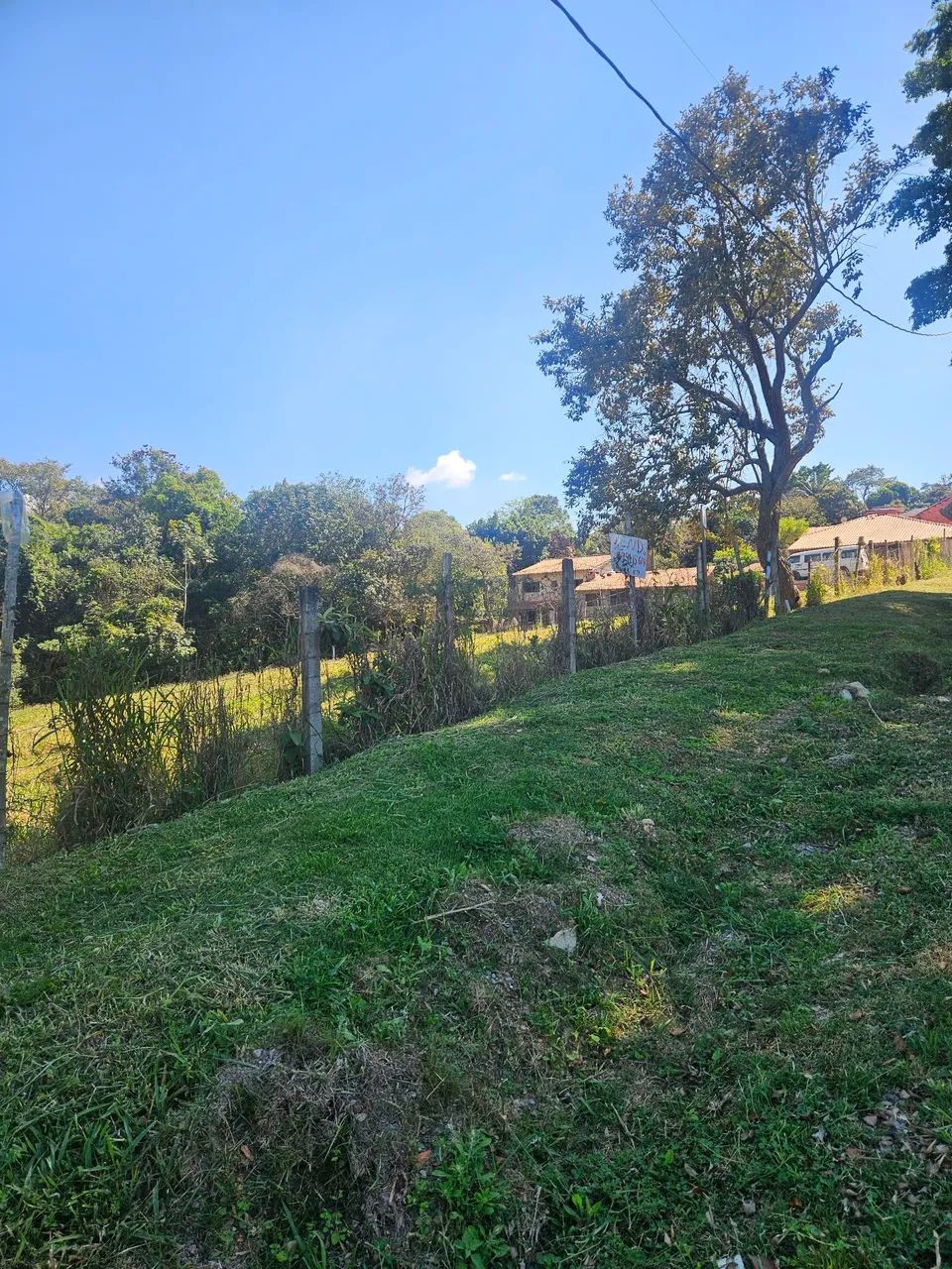 Vendo 2 lotes de 800m cada,próximo ao centro de Araçoiaba da Serra.