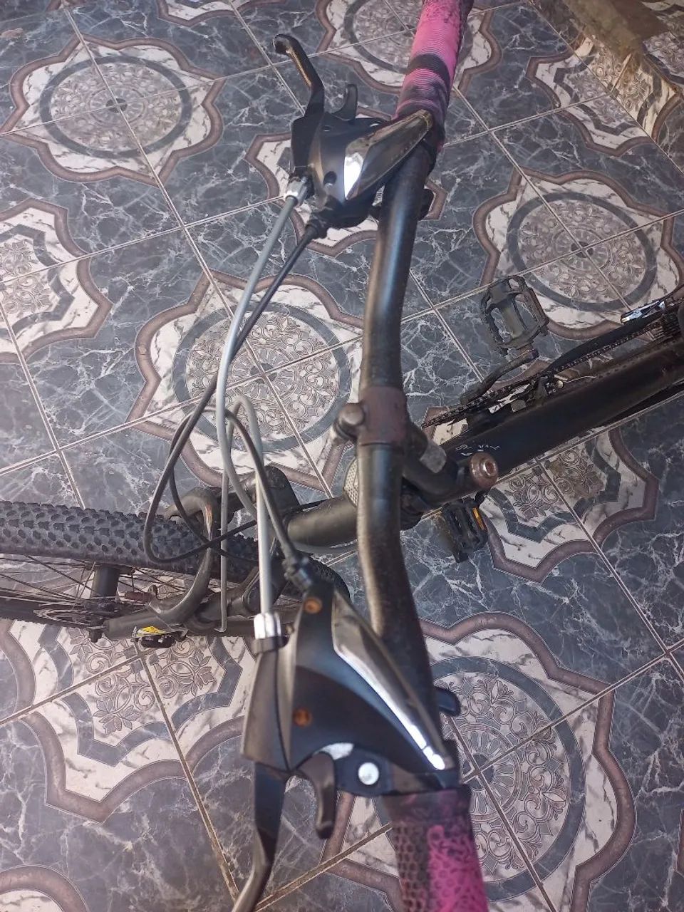 Bicicleta aro 26 com freios a disco  - Foto 2