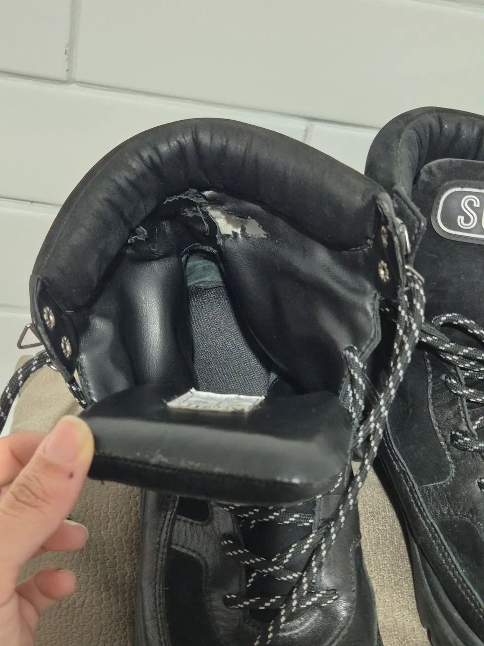 Bota preta Schutz tam 37 - Foto 5