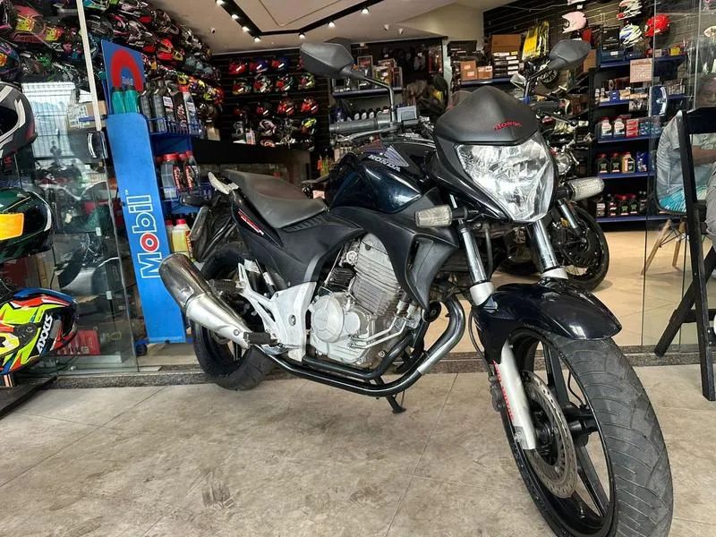HONDA CB 300R 2012 - Foto 2