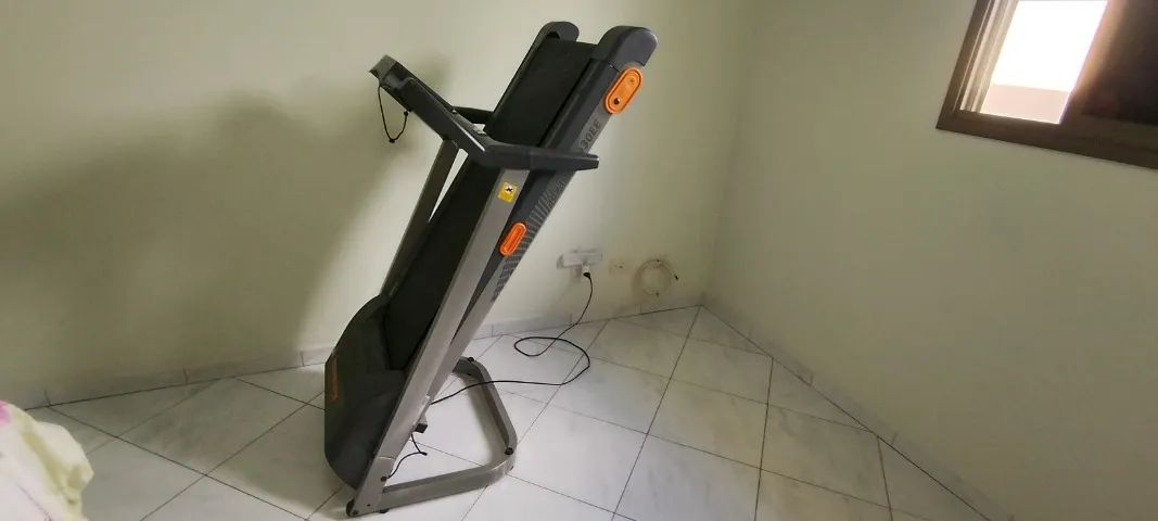 Esteira  Athletic Advanced 430 EE - Foto 2