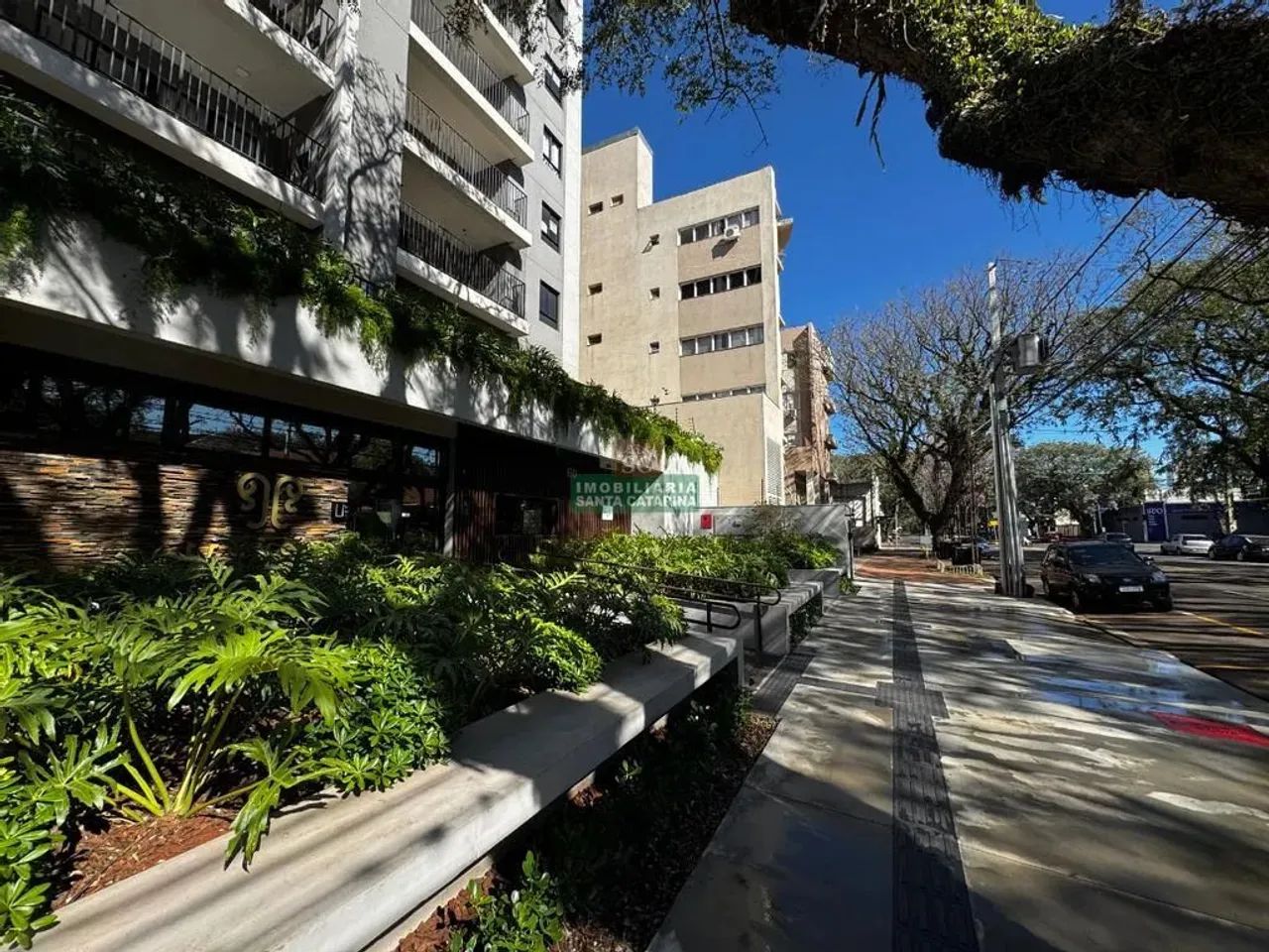 Apartamento à venda em Maringá, Zona 08, com 3 quartos, com 79 m², TRAVÉZA - Foto 2