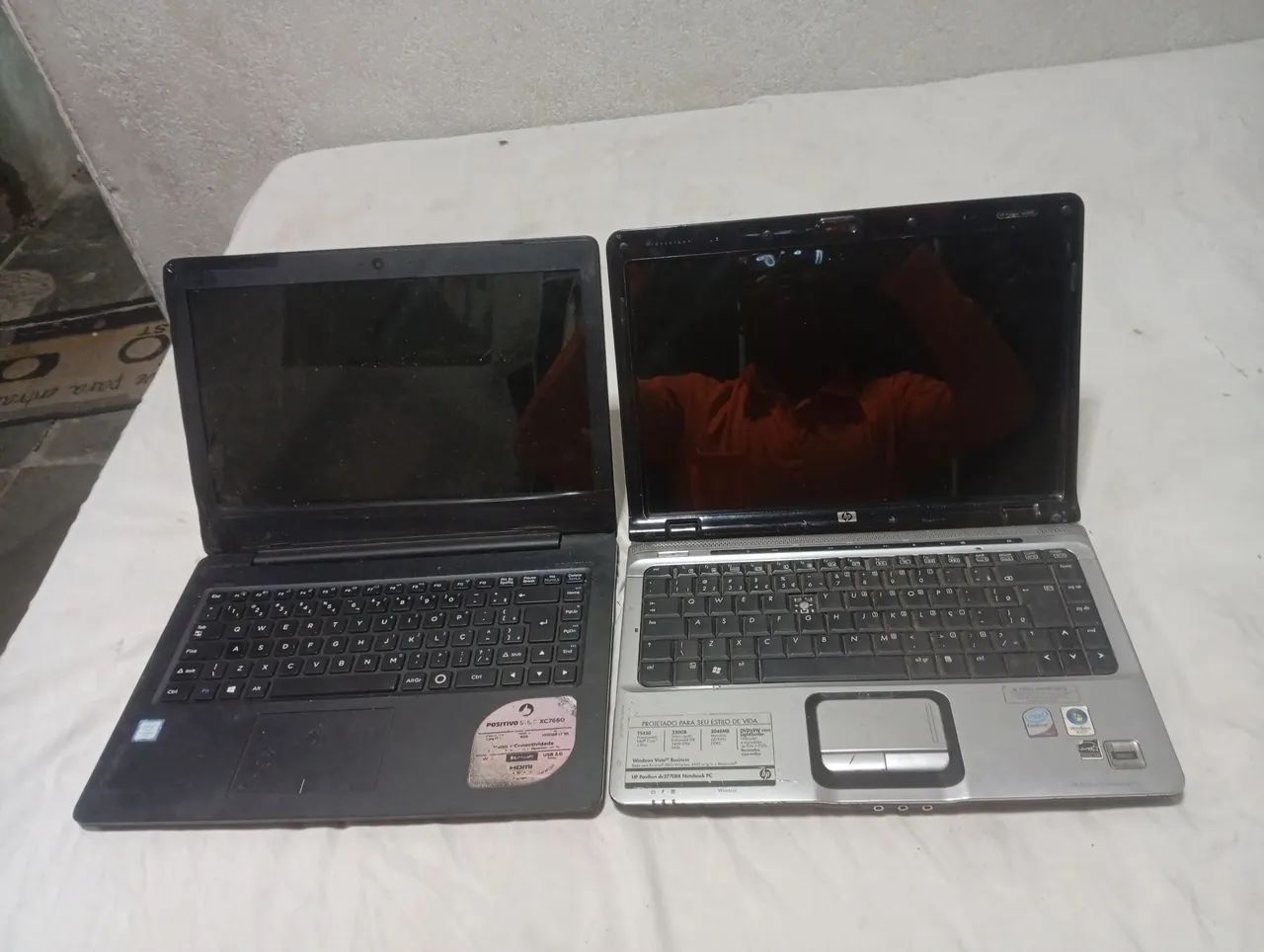 Vendo dois notebook pra testar ou tirar peca 