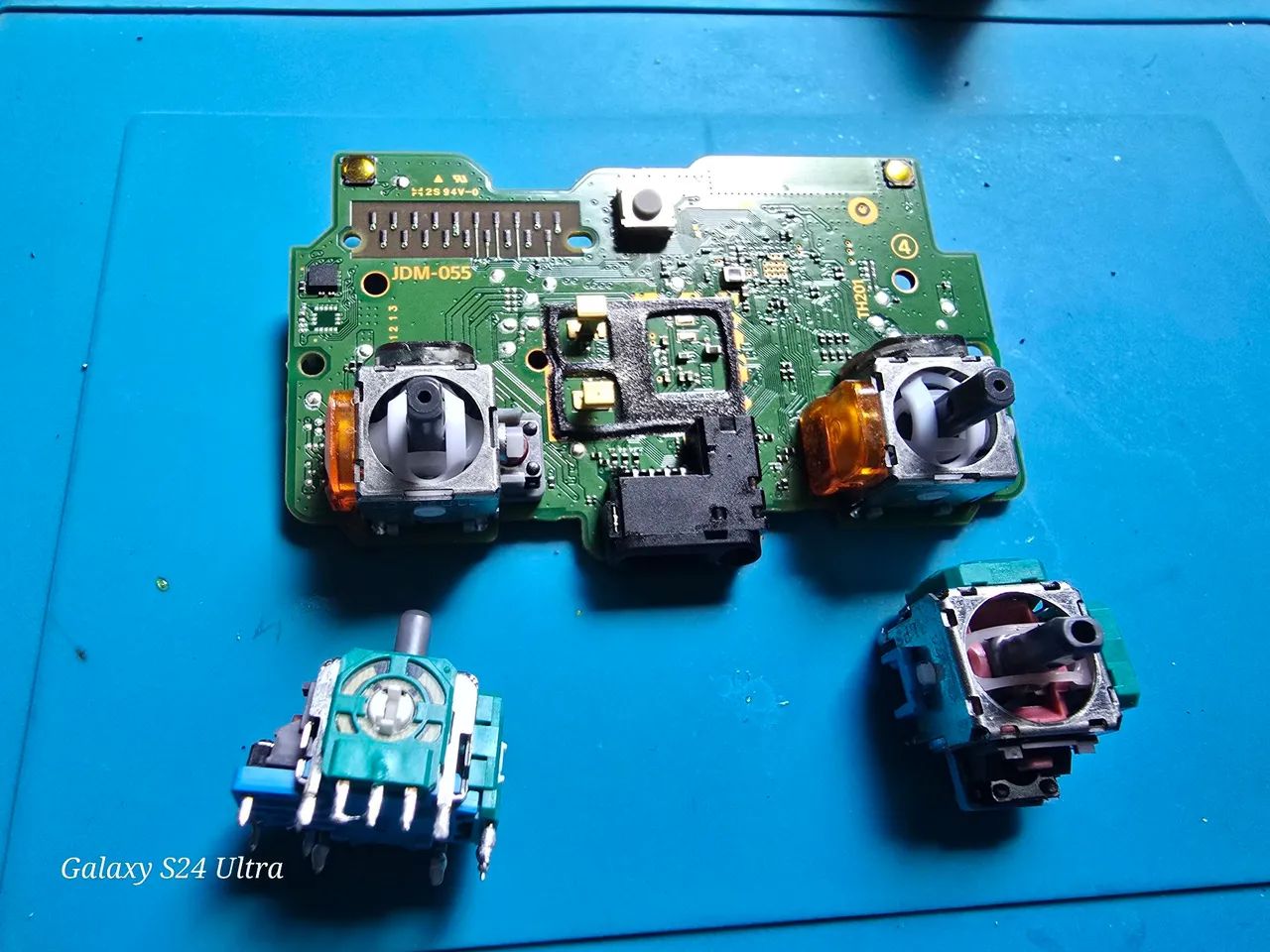 Controle de ps4 original com hall effect tmr - Foto 5