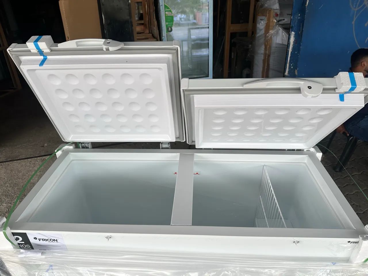 Freezer horizontal Fricom 503 na promissória  - Foto 5