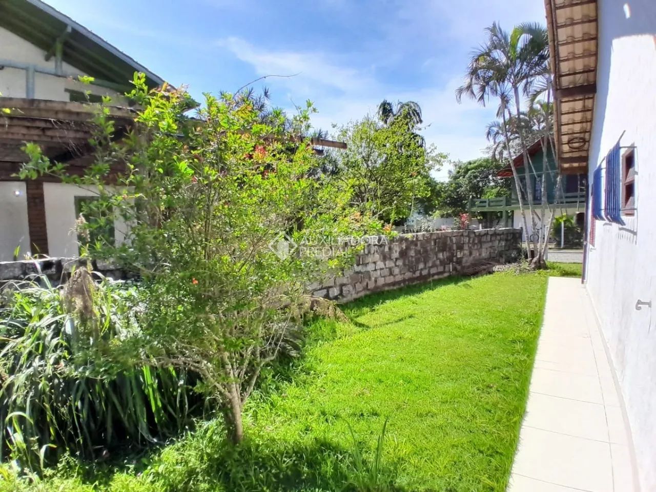 Casa em Condomínio 4 quarto(s), no bairro Ponta das Canas - Foto 2