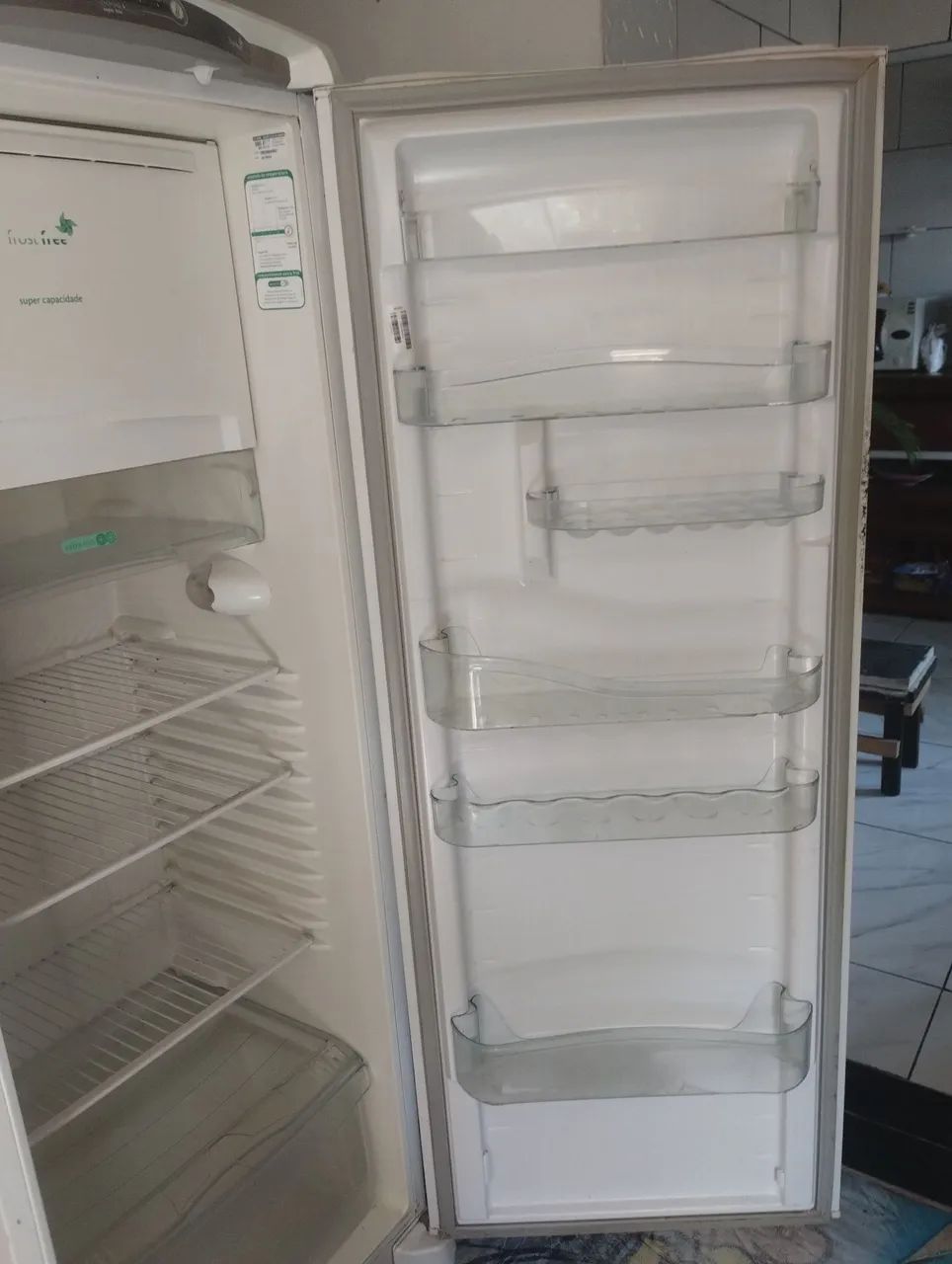 Vendo geladeira  - Foto 5
