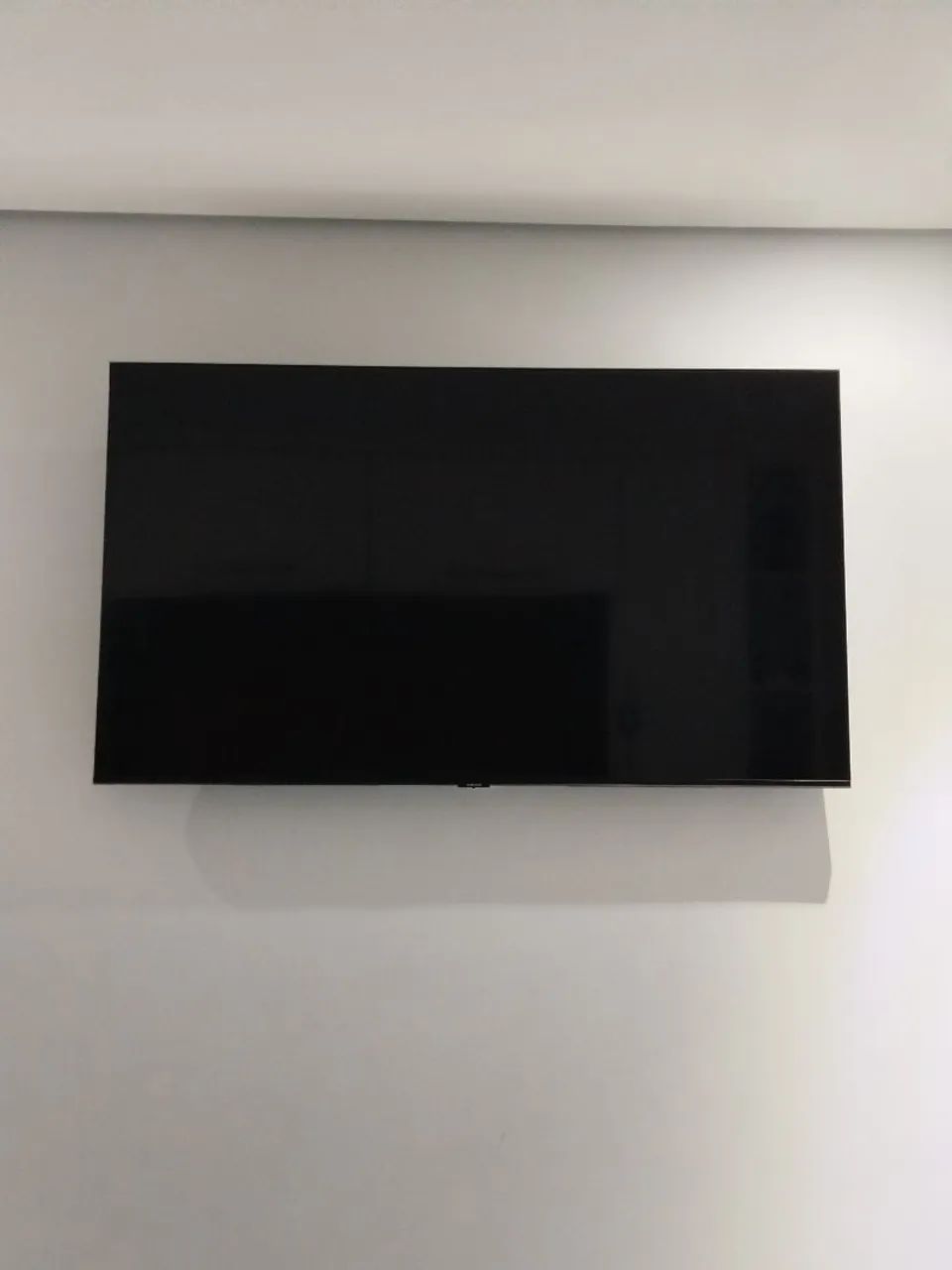 Smart tv Samsung 50 polegadas modelo UN50CU7700G com defeito 