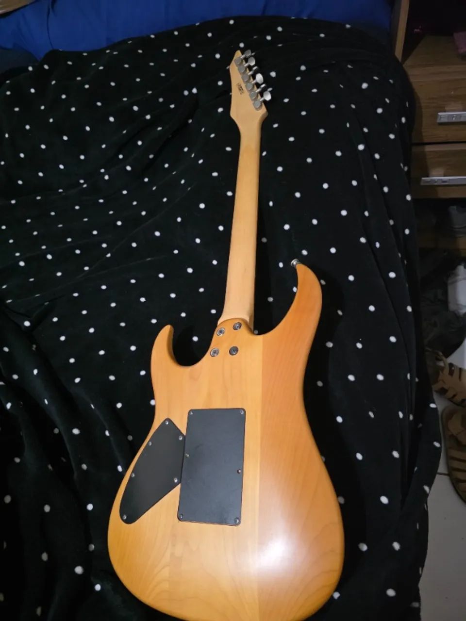 Guitarra series corte