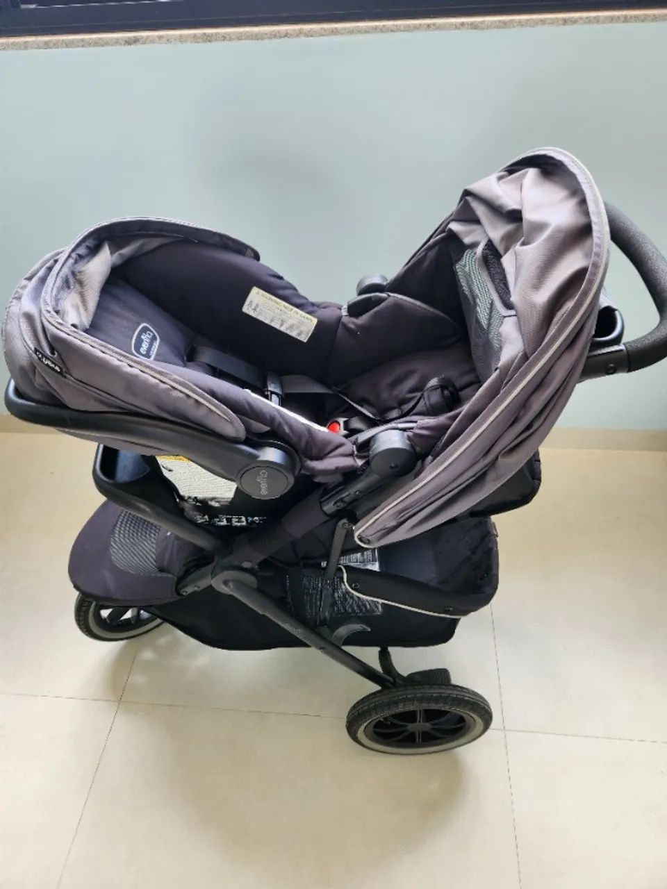 Carrinho de Bebê + Bebê Conforto Importado - Foto 3