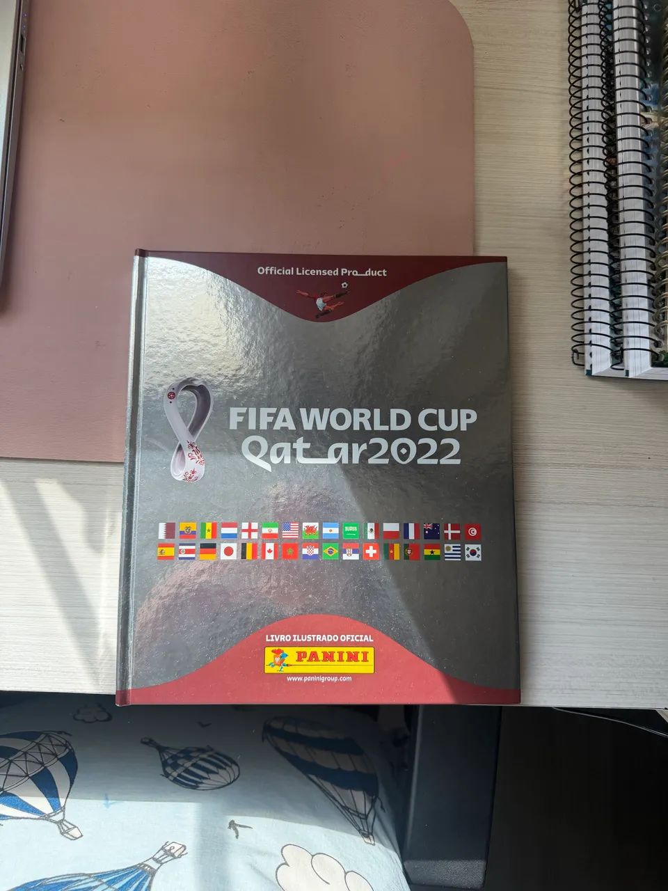 Álbum da copa do mundo capa dura prata 2022 - Foto 2
