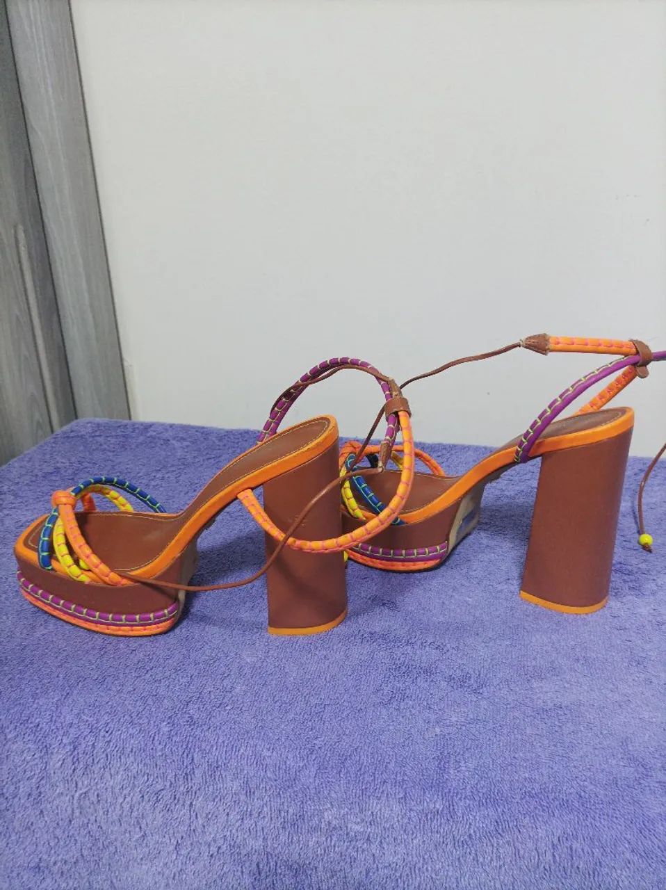 Sandália Arezzo 37. - Foto 3