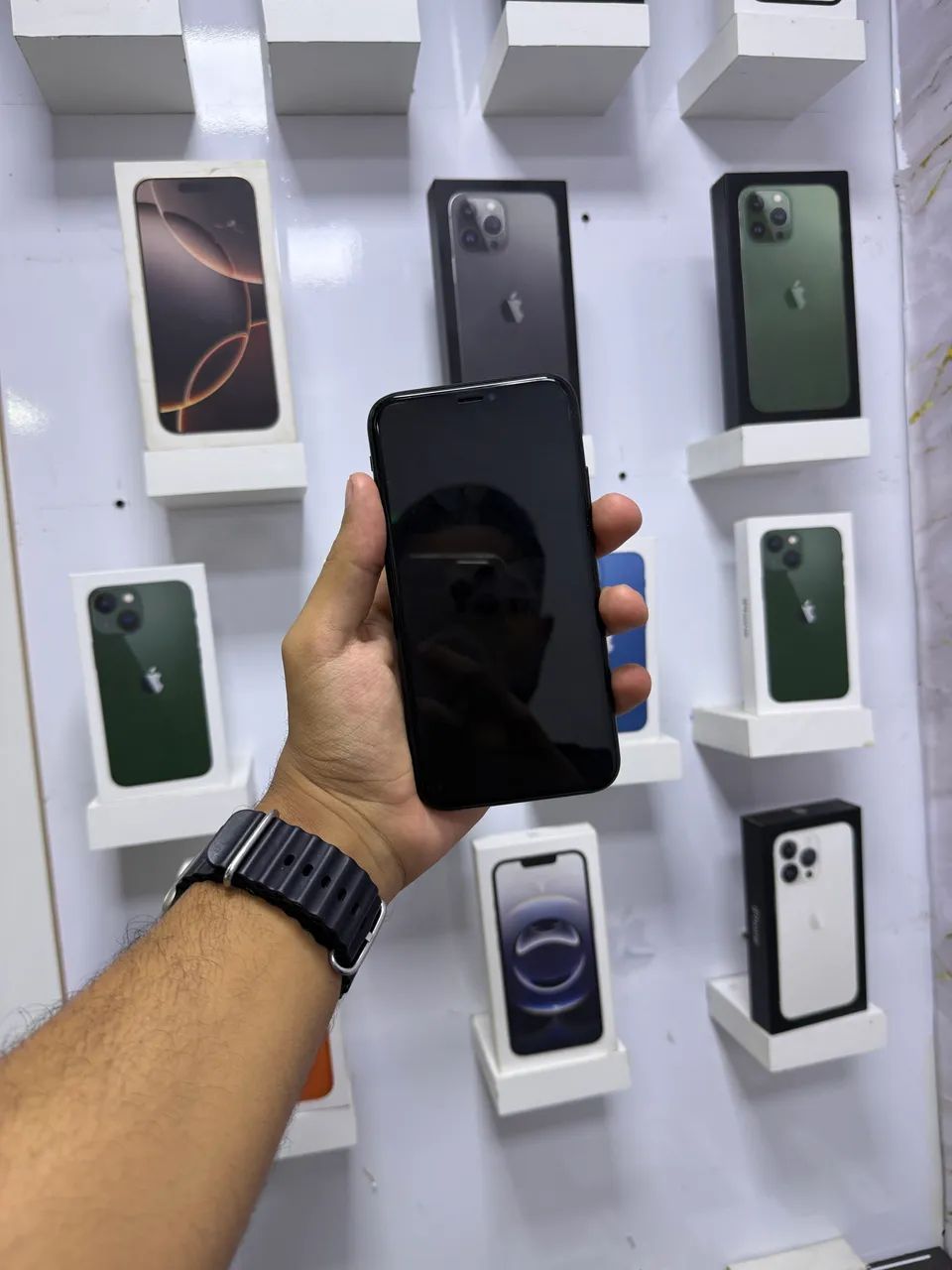 IPHONE XR 64 GB PRETO  - Foto 2