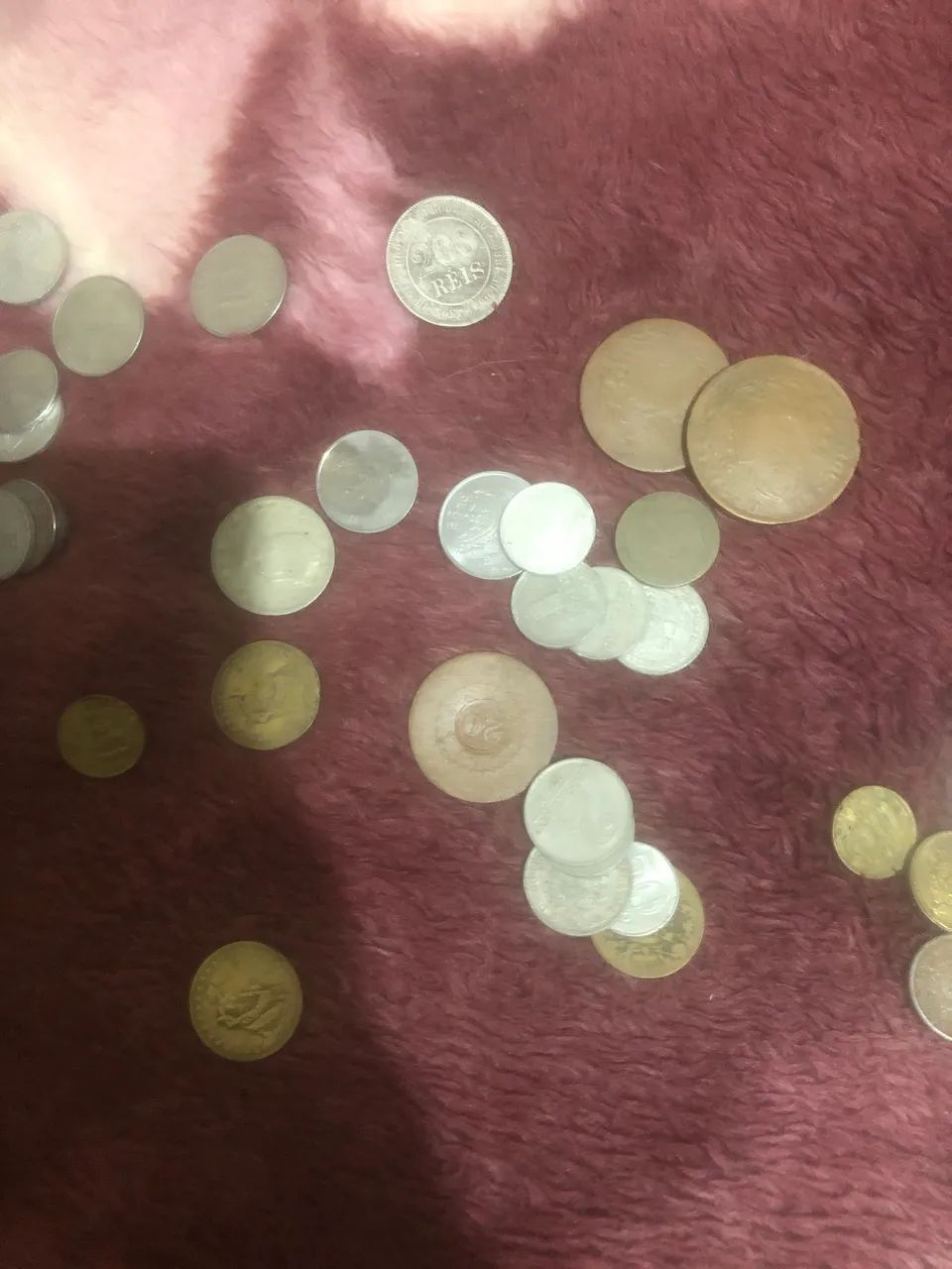 Caixa de moedas antigas  - Foto 2