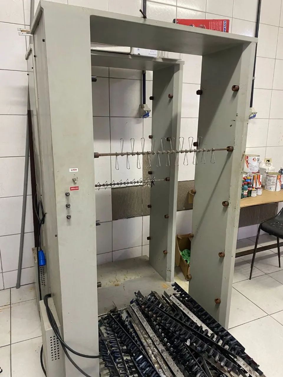 Nivelamento de verniz automática 