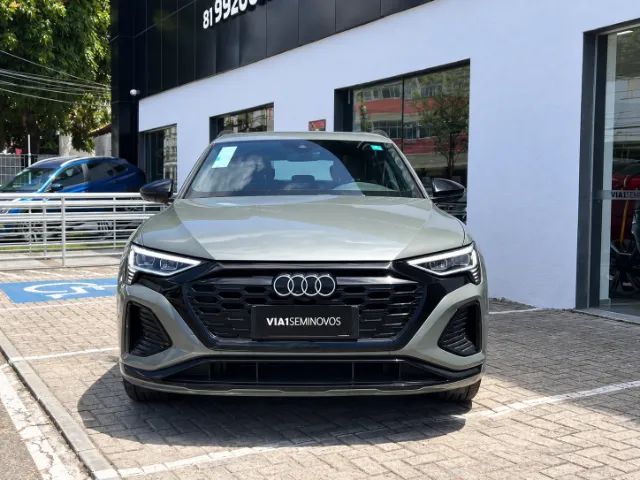 Audi Q8 E-tron Launch Edition (elétrico) 2024 - Foto 2
