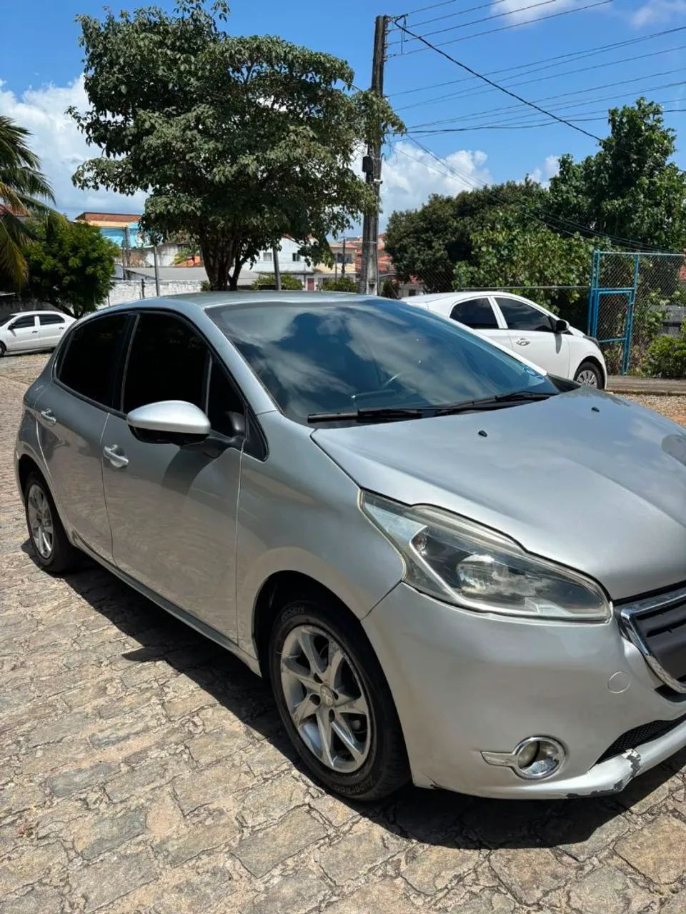 Peugeot 208 Active/active Pack 1.5 Flex 8V 5P 2015 - Foto 5