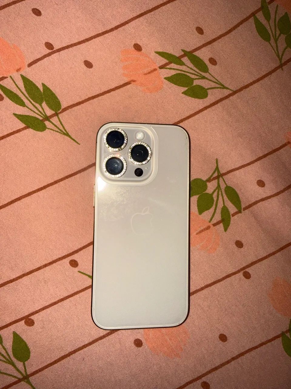 iPhone 16 pro - Foto 3
