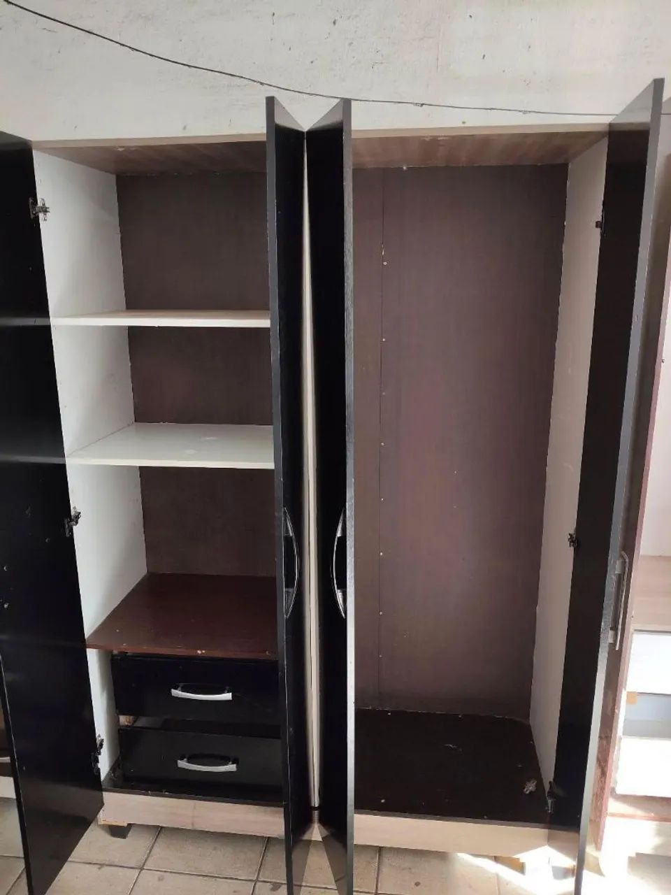 Guarda-roupa 4 portas 