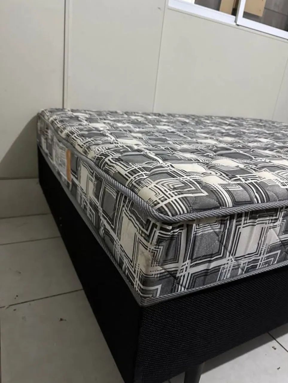 Cama Box Casal Conjugada, Estado de nova