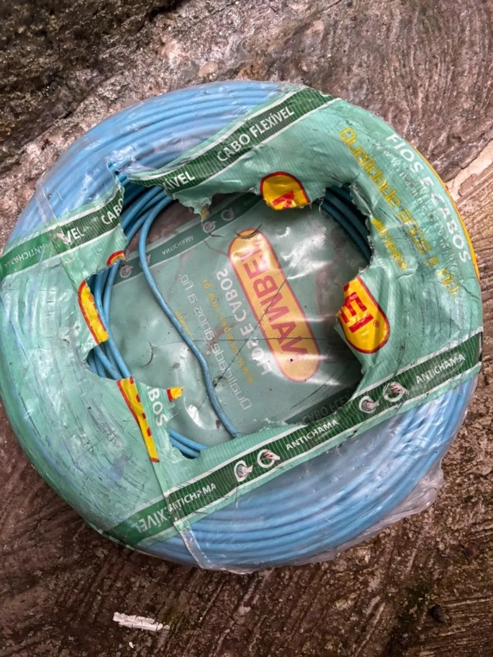 Fios de eletrcidade - Foto 2