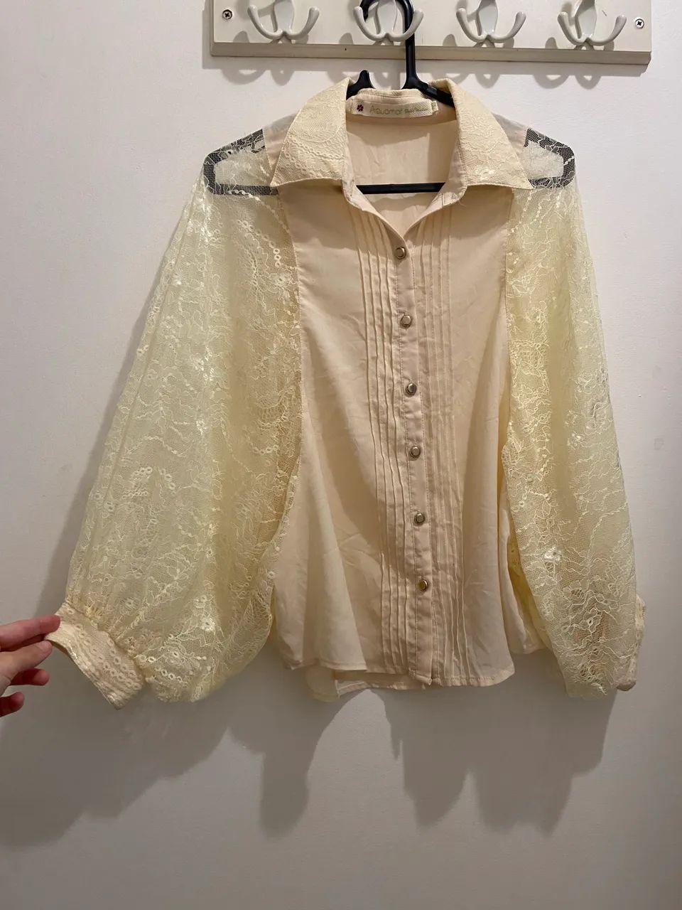 Blusa manga comprida rendada - Foto 4