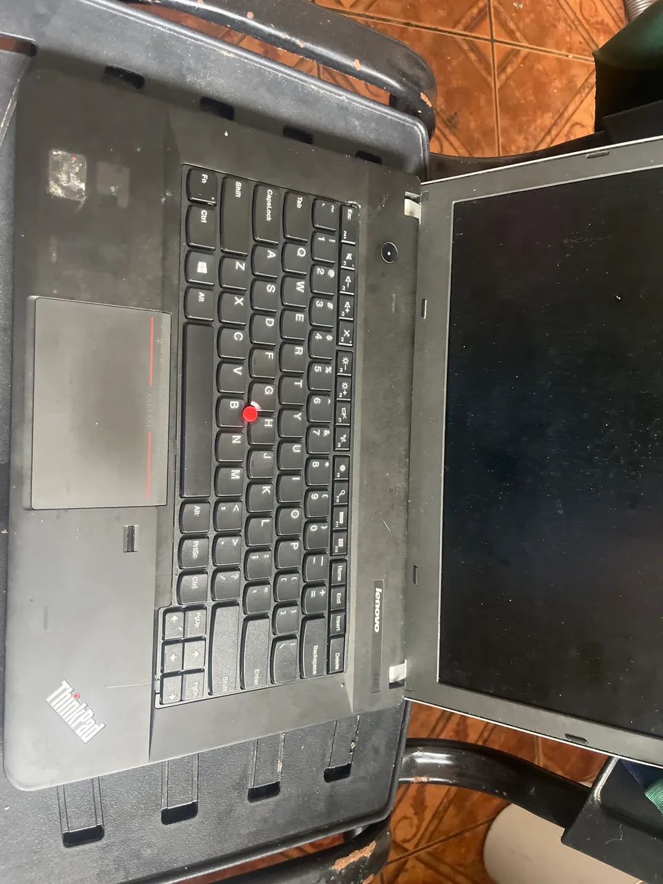 Notebook Lenovo e431 corei5. 4 gb memória hd 320gb 