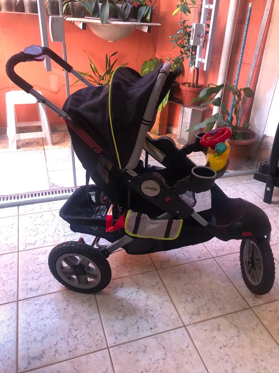Carrinho de Bebê Liberty Limited Jeep