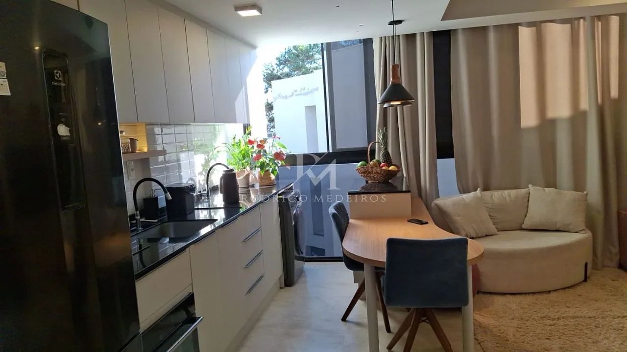Studio mobiliado com garagem no Cacupé, Florianópolis - Foto 3
