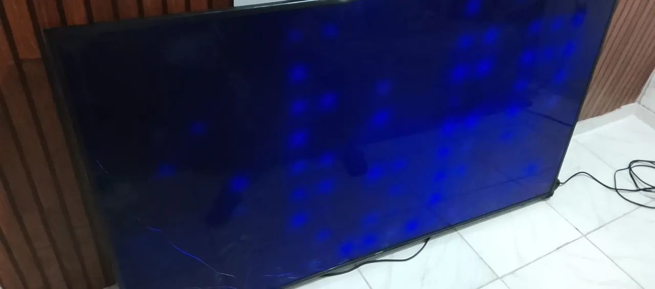 Vendo uma tv de 75 polegadas para retirada de peças  - Foto 3