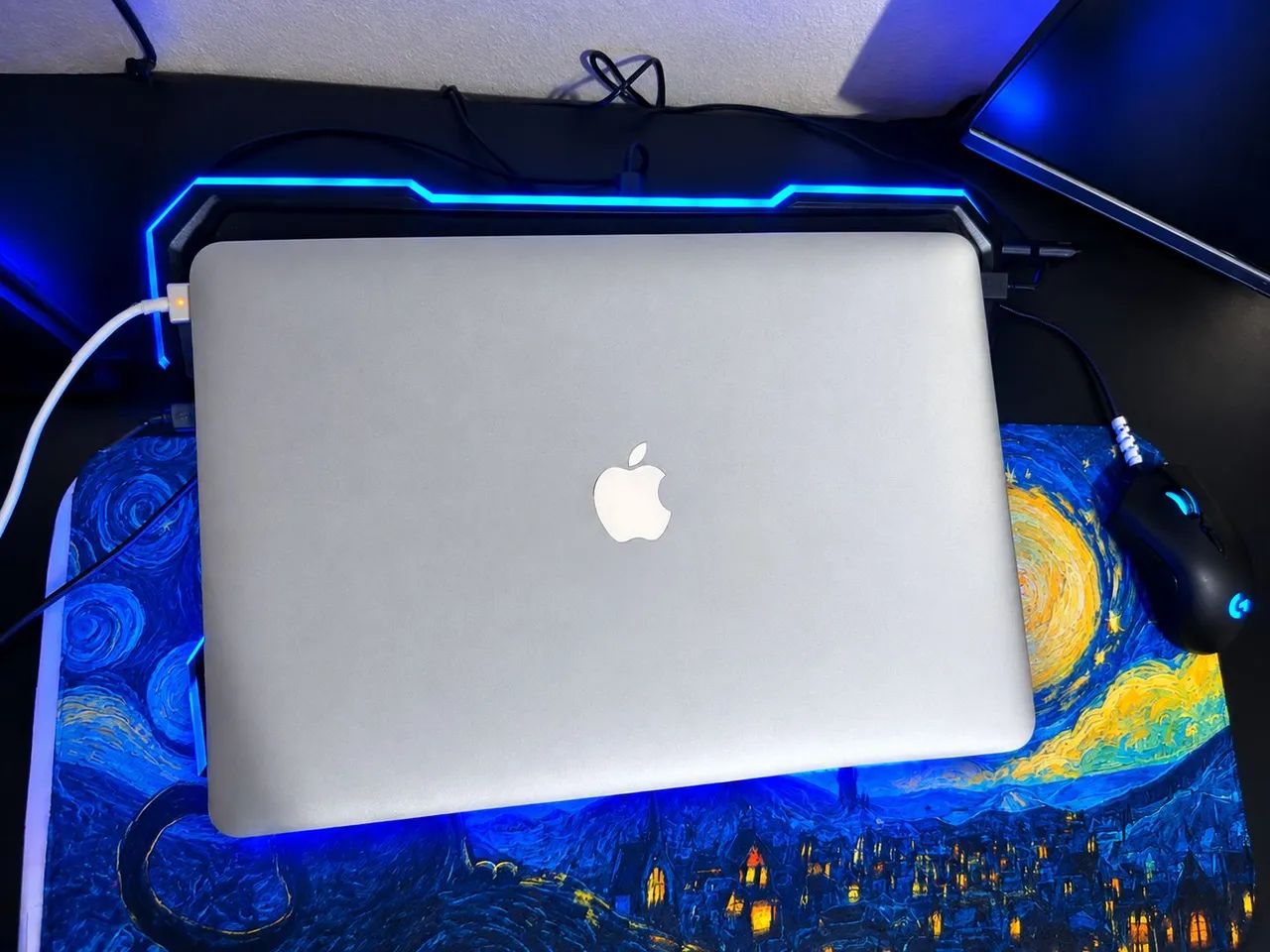 MACBOOK PRO 15 ? i7 + 16GB + SSD 512GB + RADEON DEDICADA
