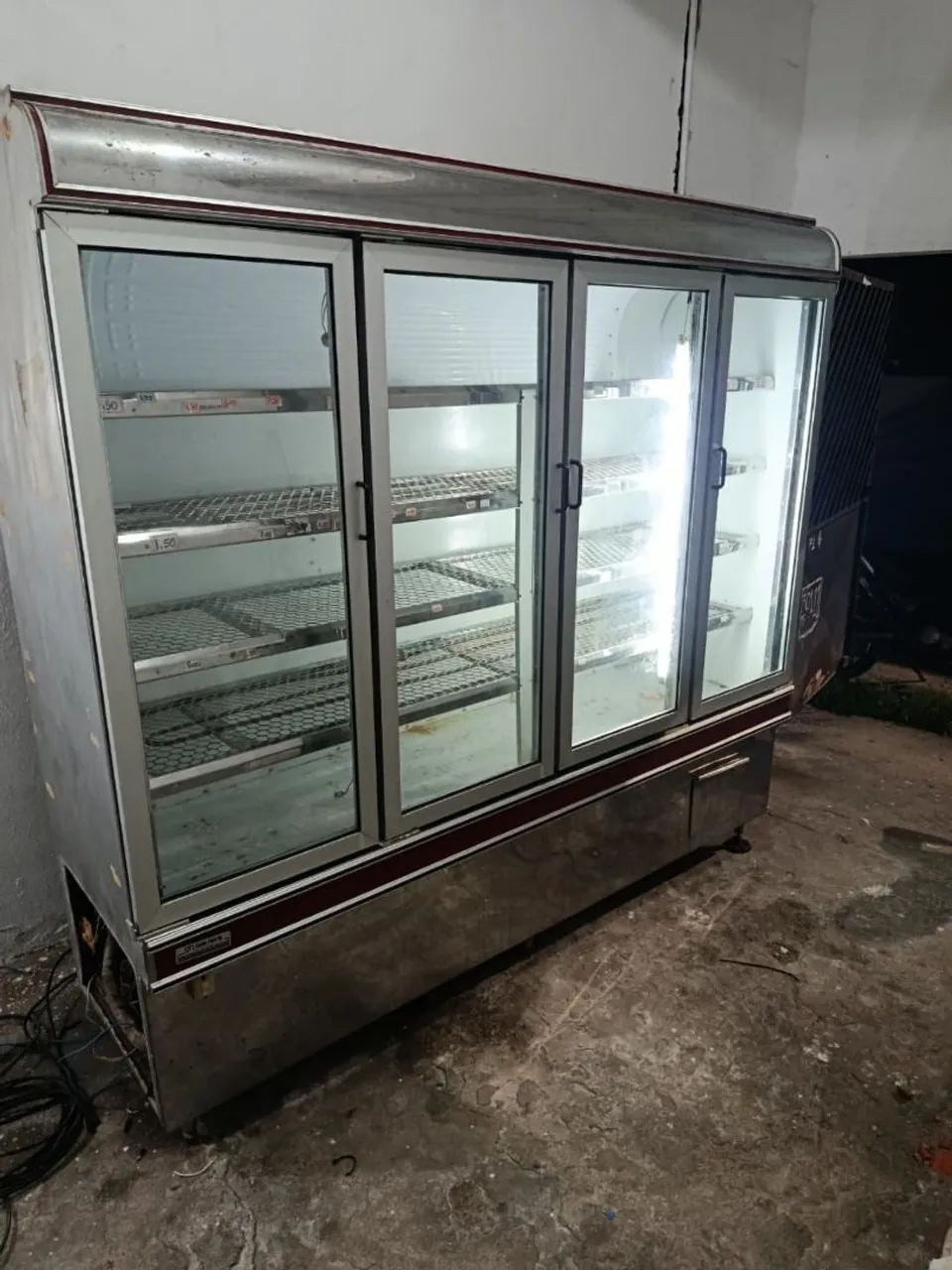 Freezer expositor resfriado 