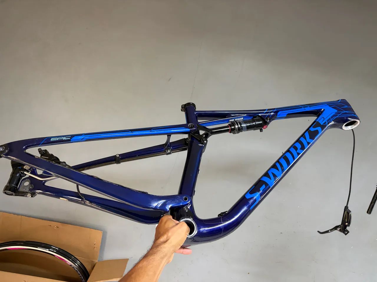 Quadro Specialized epic Swork TAMAHO 15 S edição limitada  - Foto 3