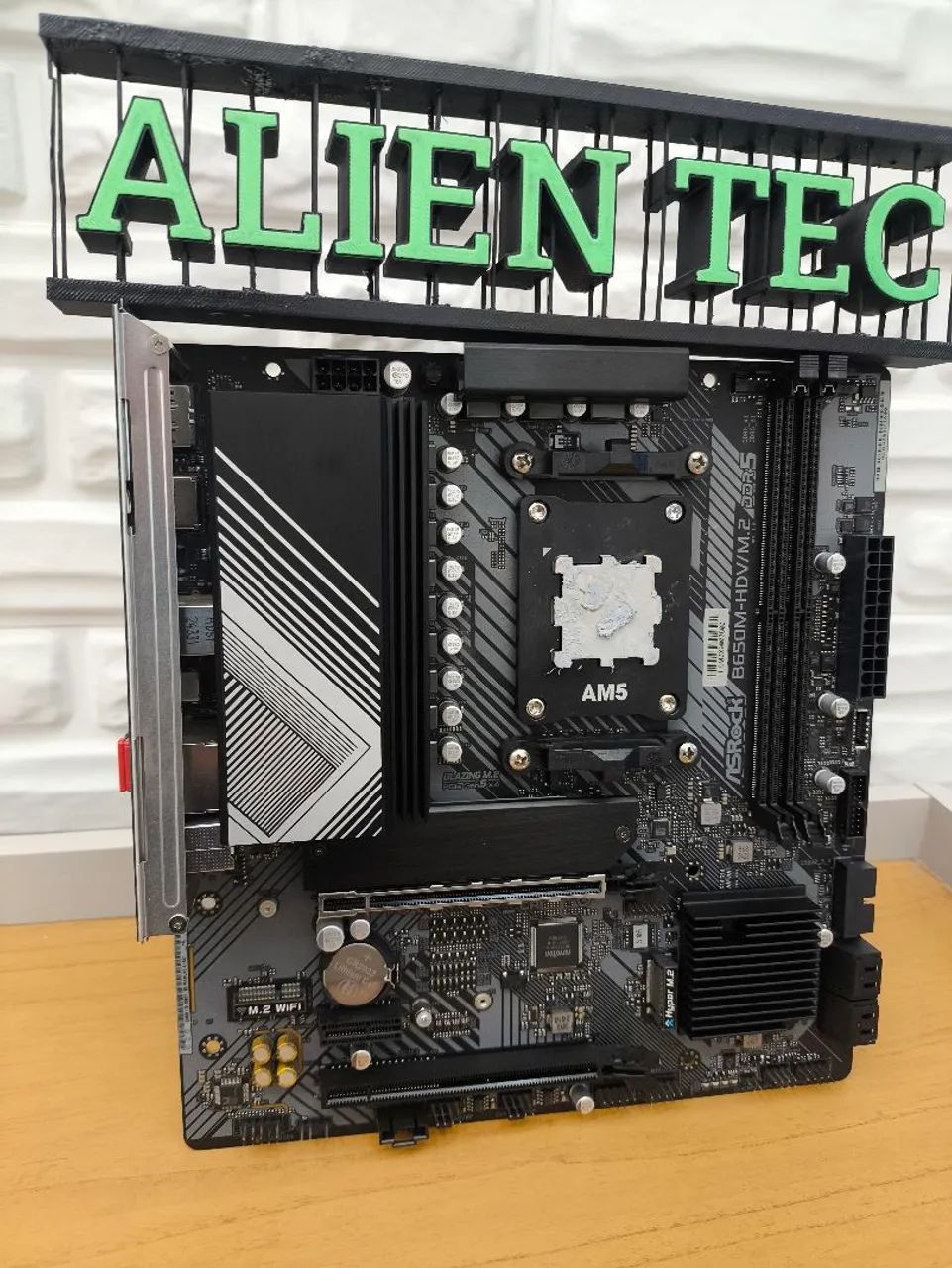 Kit upgrade Ryzen 5 7600 + Placa mãe B650m + 32gb ram 6000mhz ddr5 Ac cartão de crédito 